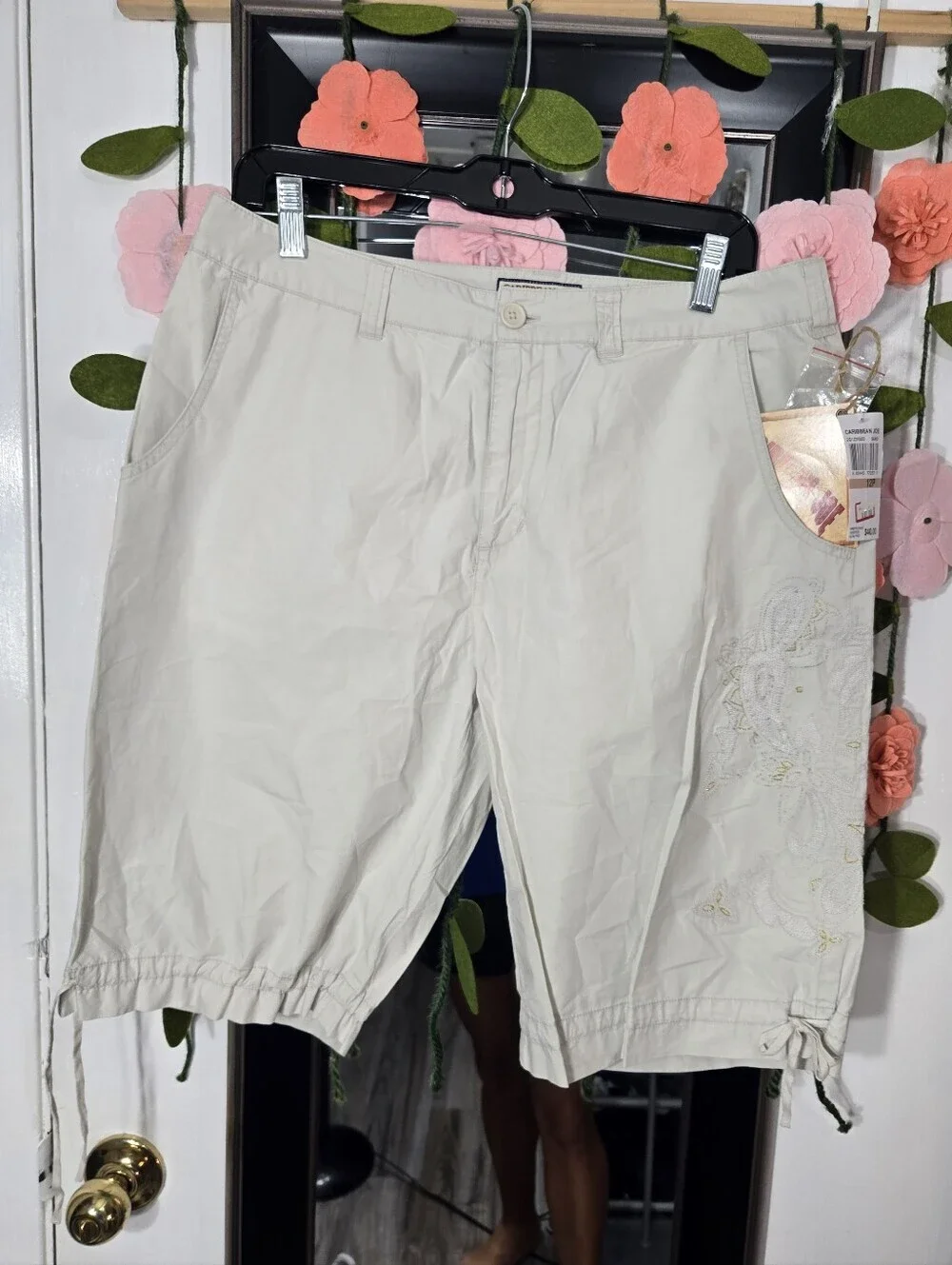 Caribbean Joe Women's Shorts Tan Paisley Design Sz 12 Petite NWT